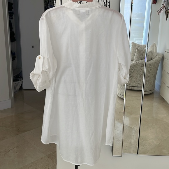 MICHAEL KORS WHITE WITH GOLD BUTTONS BLOUSE - Picture 6 of 7